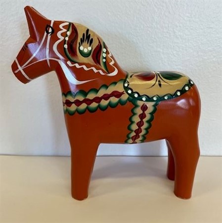 Färnäs Horse Antique Red